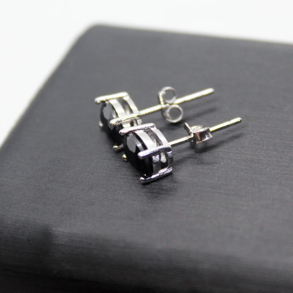 925er Sterlingsilber Ohrstecker mit natürlichem schwarzen Spinell, Steingröße ca. 5*7mm