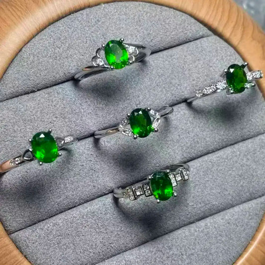 5 Stk. AKAC ca. 5x7mm natürlicher grüner Diopsid für DIY-Herstellung, zufällige Auswahl