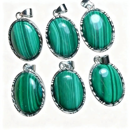 4 Stück AKAC ca. 13*18mm Anhänger aus natürlichem Malachit und Weißkupfer, zufällige Auswahl