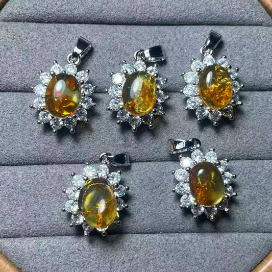 5 Stück AKAC ca. 7x9mm Naturbernstein für DIY-Fertigung, zufällige Auswahl