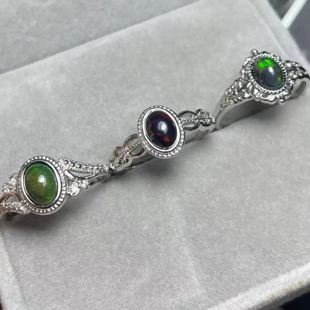 4Rings AKAC ca. 5*7mm natürlicher schwarzer Opal verstellbarer Weißkupferring Großhandel wird zufällig verschickt